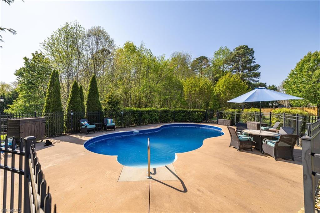 8304 Chartwell Drive, Oak Ridge, North Carolina image 33