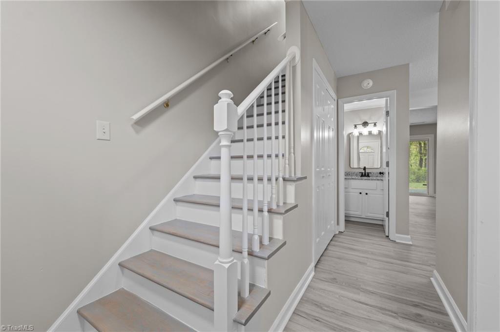 506 Carolyn Court #D4, Eden, North Carolina image 4