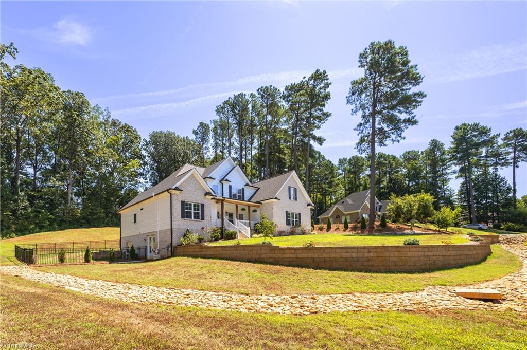 195 Canyon Road