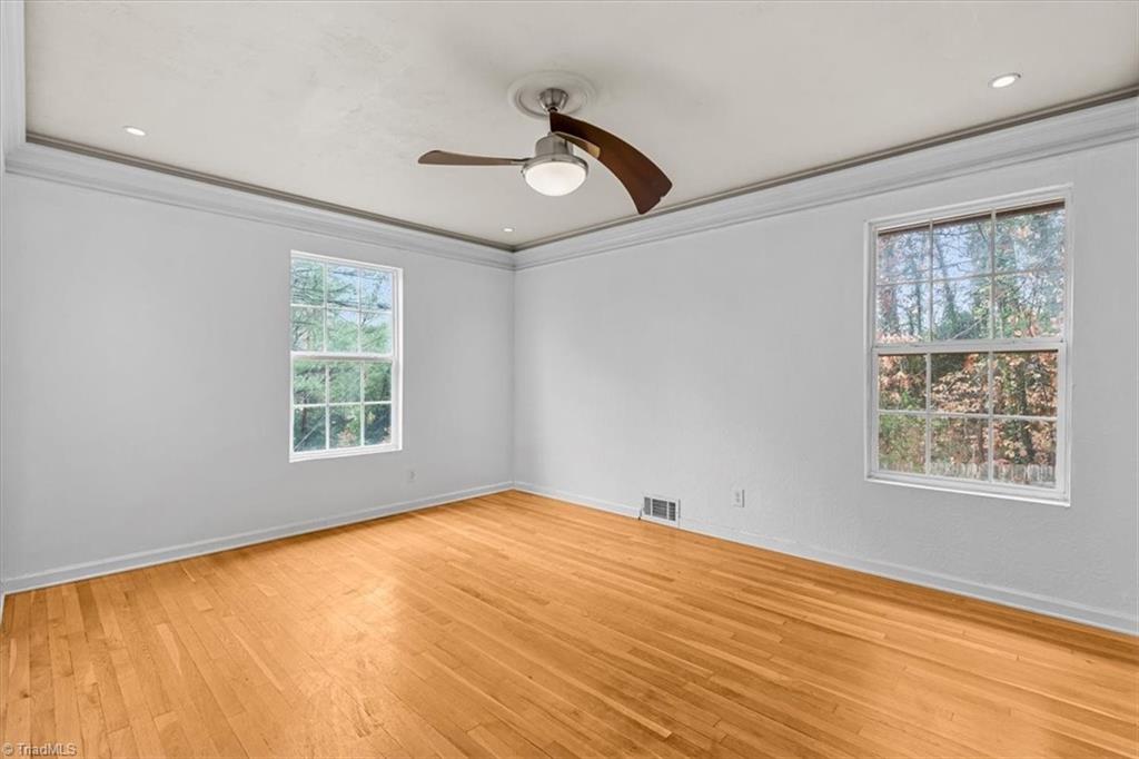 Winston-Salem, North Carolina 27106, United States, 4 Bedrooms Bedrooms, ,4 BathroomsBathrooms,Residential,Pending,250893