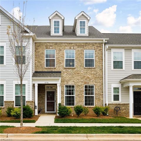 Townhouse For Sale - 1774 Welden Village Avenue<br/> Kernersville, NC 27284
