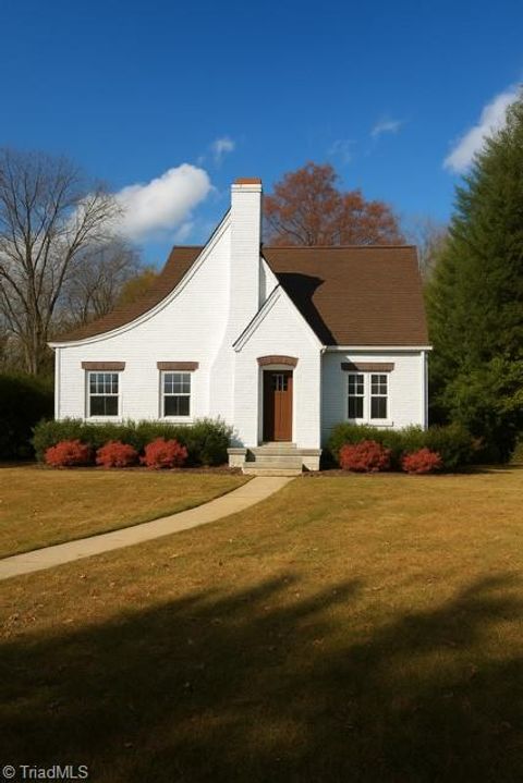 Homes For Sale - 715 Country Club Road<br/> Surry County, Mount Airy, NC 27030