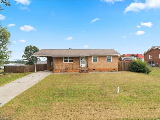 1035 MARYLAND AVE, EDEN, NC 27288 - Image 4c7e3d8c2e2e5d634c52c51cfd7ca2f0/2845993713