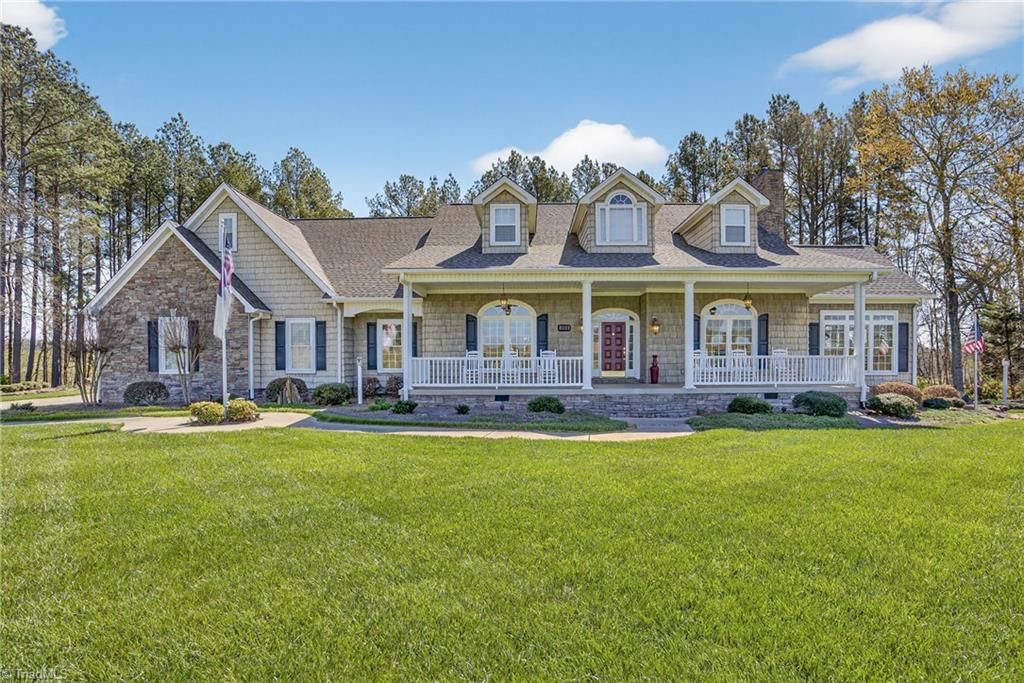 Photo of 8939 New Hope Road, Denton, NC 27239 (MLS # 1212603)