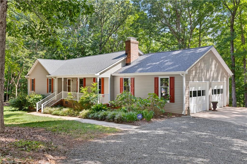 1632 Lindley Trail