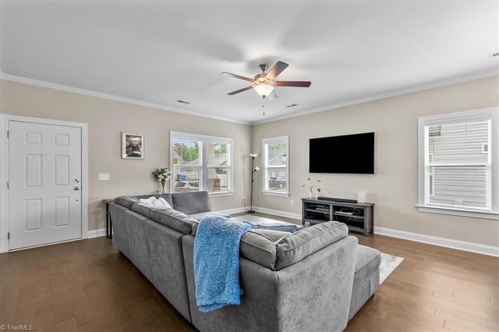 1726 Eastover Drive, Kernersville, North Carolina image 12