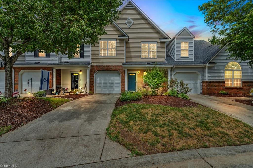 9 Satterfield Place, Greensboro, North Carolina image 1