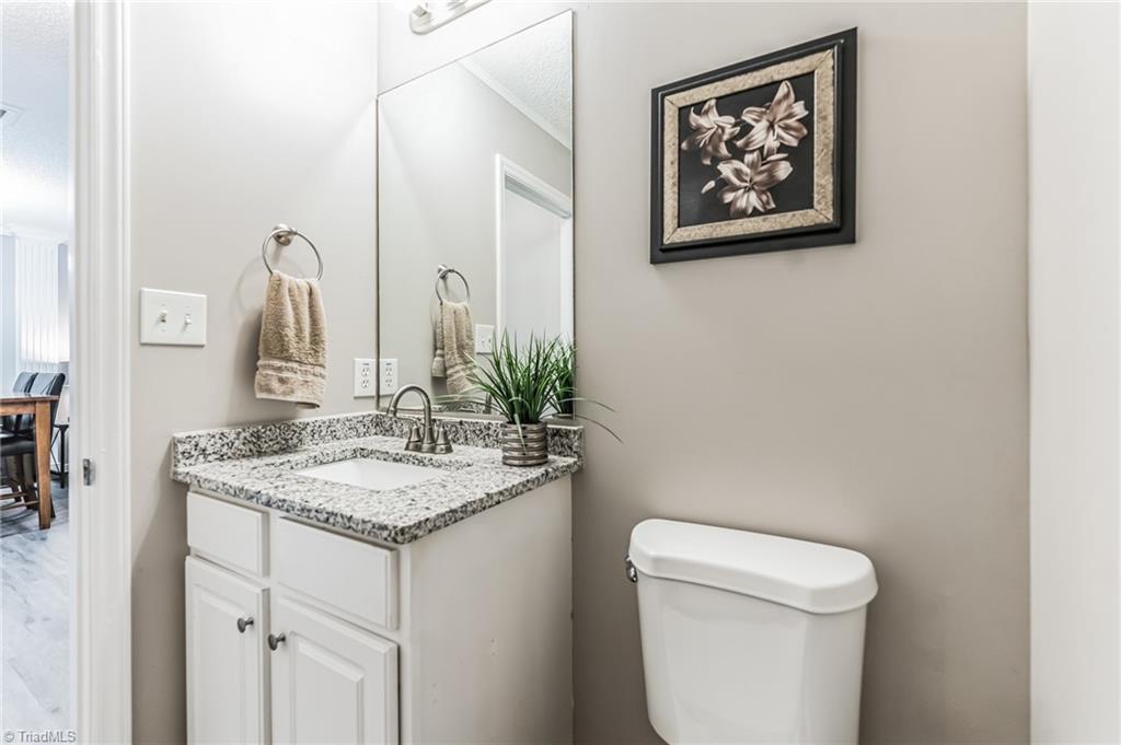 9 Satterfield Place, Greensboro, North Carolina image 13