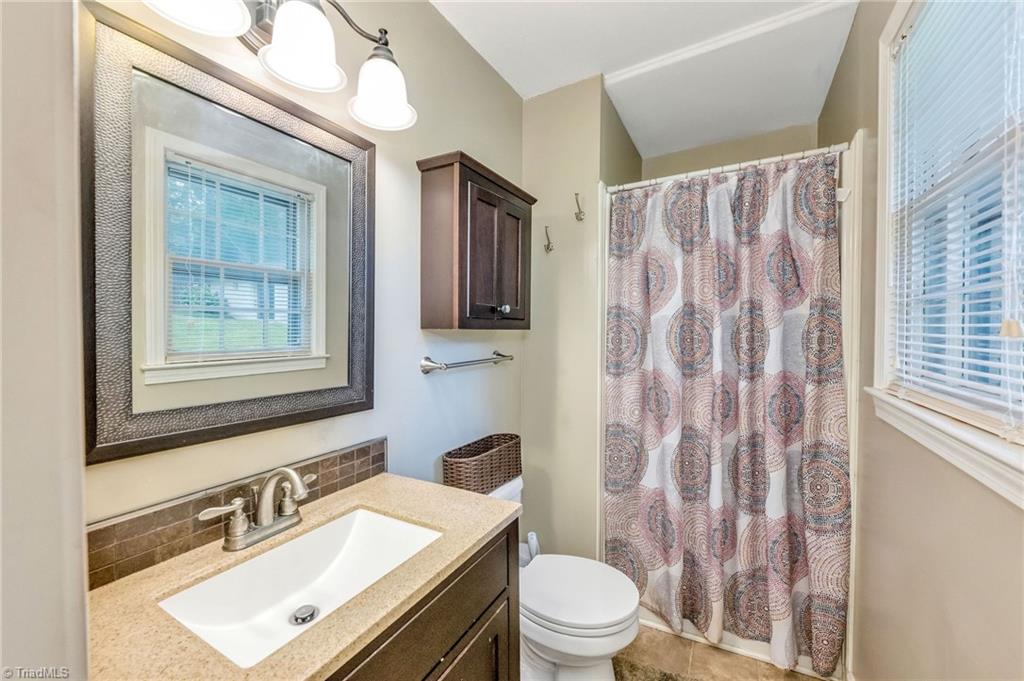245 Doncaster Drive, North Wilkesboro, North Carolina image 33