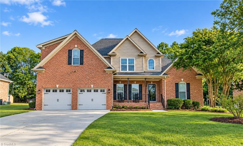 Photo of 192 Loganberry Court, Clemmons, NC 27012 (MLS # 1237190)