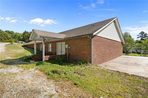 1014 Gaines Avenue High Point NC 27263