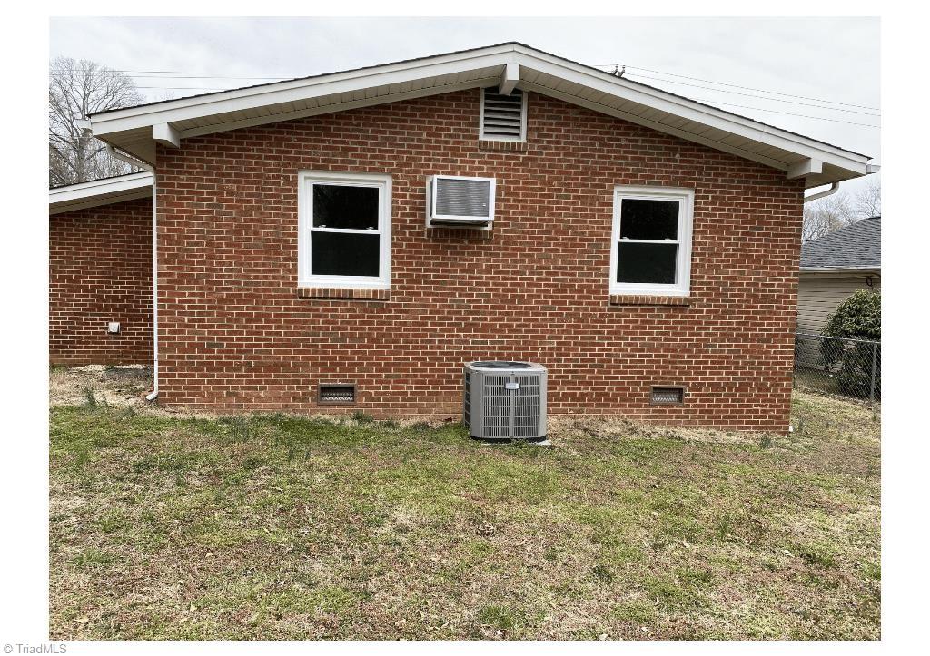 3213 N Centennial Street, High Point, North Carolina image 10