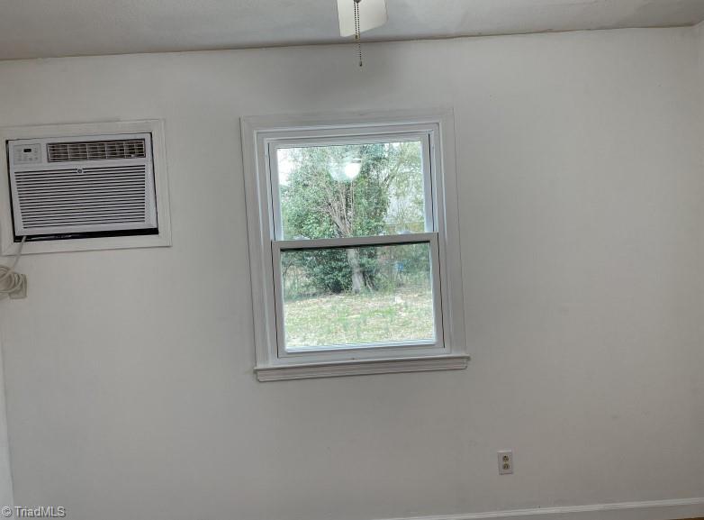 3213 N Centennial Street, High Point, North Carolina image 39