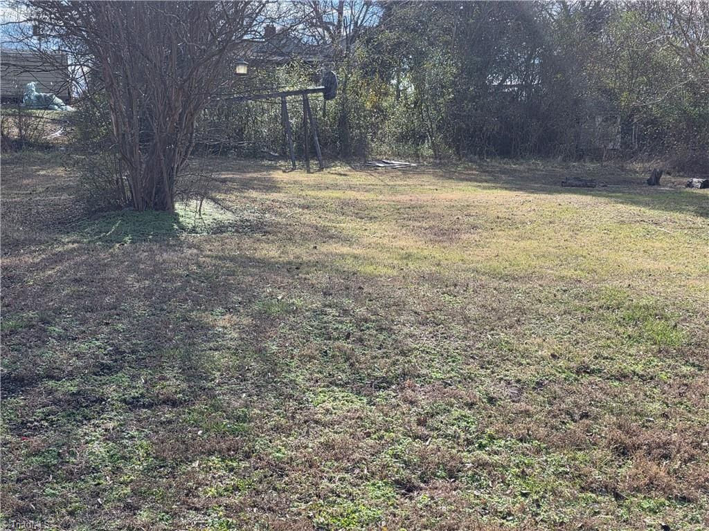 Photo of 1216 Fieldcrest Road, Eden, NC 27288 (MLS # 1207570)