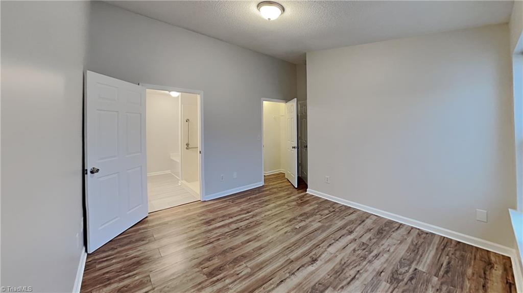 Photo 7 of 14 of 508 Oakmont Circle townhome
