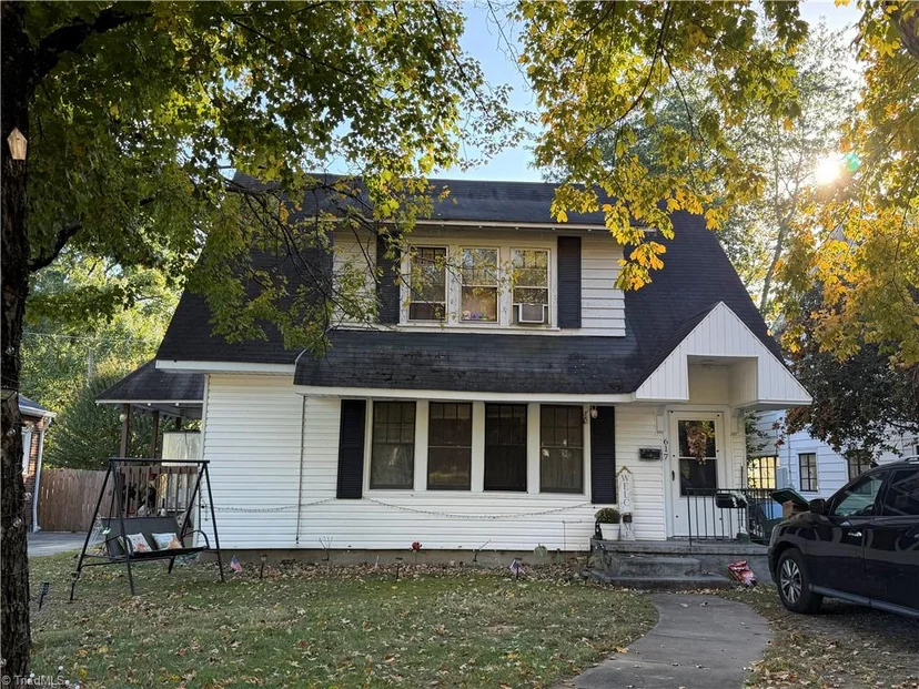 617 Lexington Avenue, photo 1 of 1