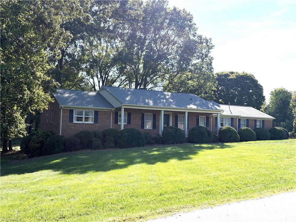 Photo of 500 Shamrock Road, High Point, NC 27265 (MLS # 1237449)