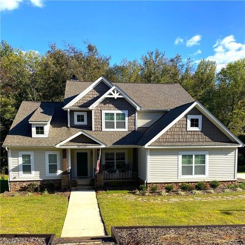 Photo of 1237 Gemstone Court, Graham, NC 27253 (MLS # 1198062)