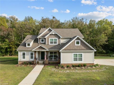 Photo of 1237 Gemstone Court, Graham, NC 27253 (MLS # 1198062)