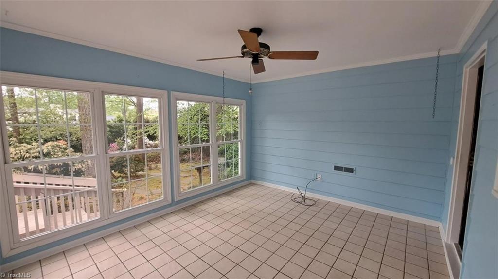 916 Fairgreen Road, Greensboro, North Carolina image 10