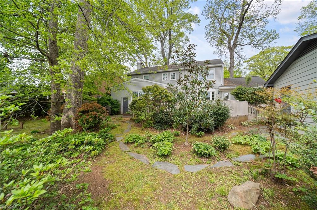 916 Fairgreen Road, Greensboro, North Carolina image 4