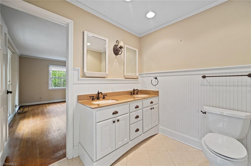 916 Fairgreen Road, Greensboro, North Carolina image 29