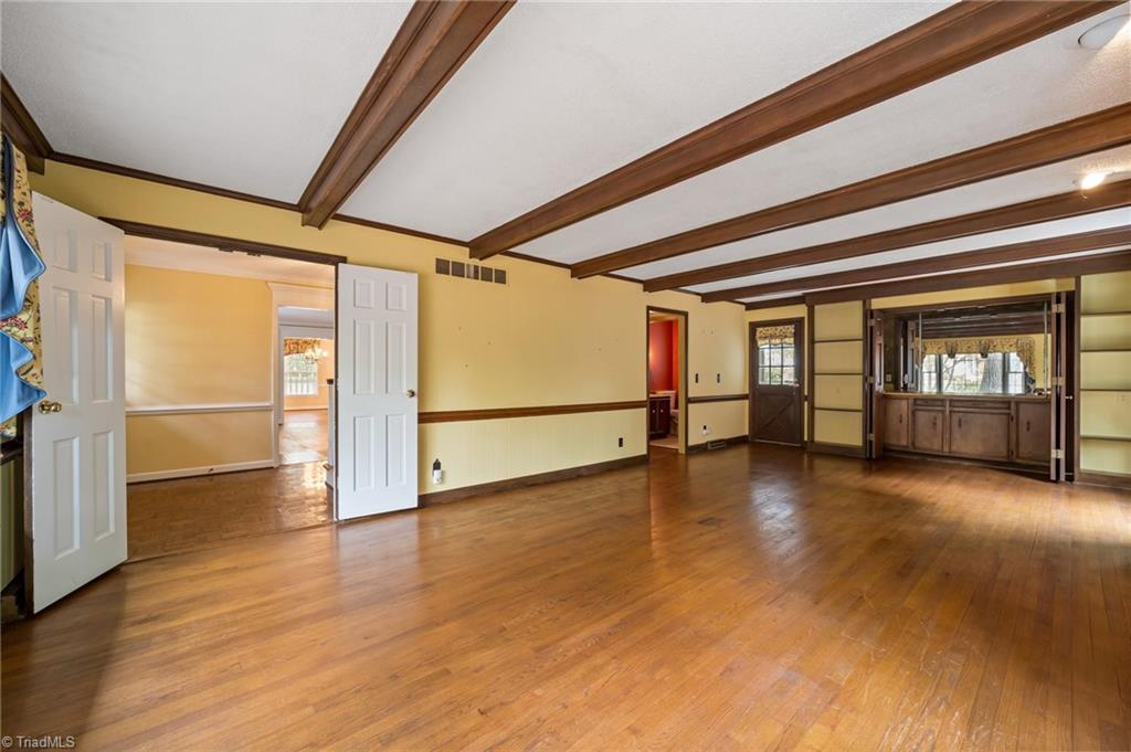 916 Fairgreen Road, Greensboro, North Carolina image 9