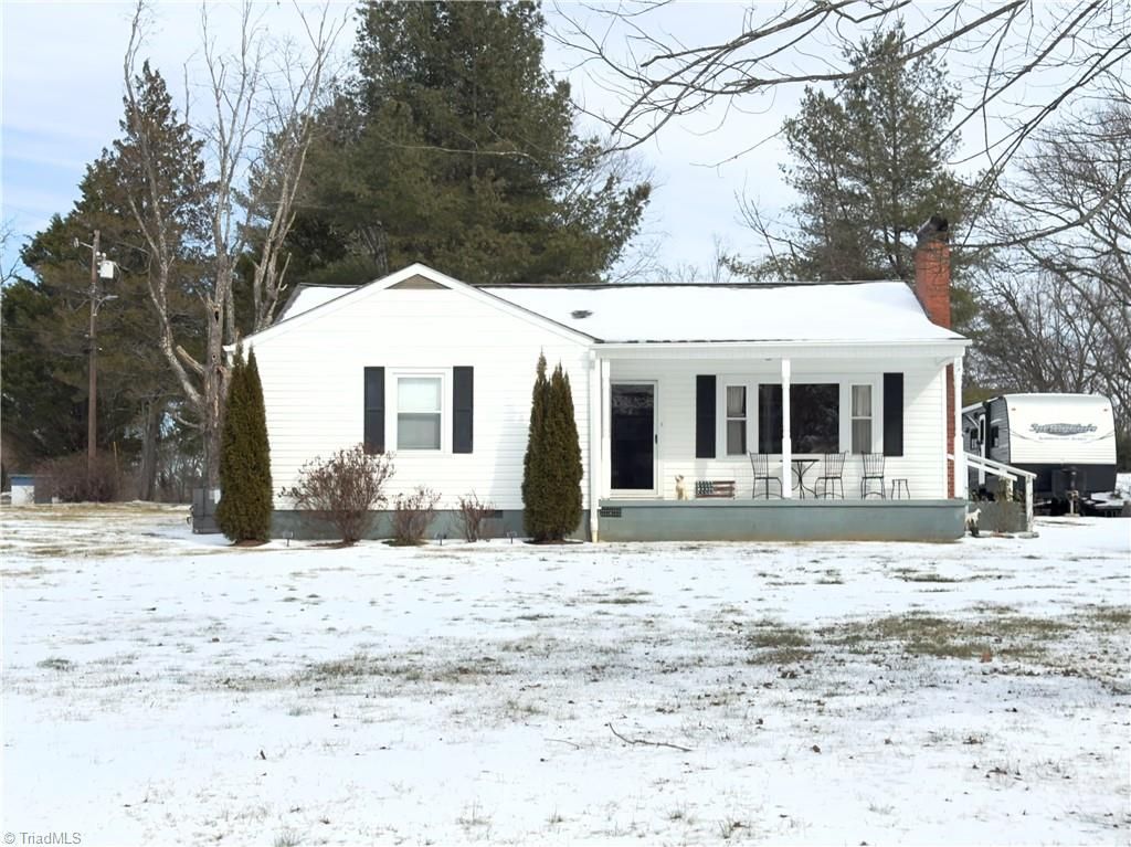 Photo of 110 S Fork Lane, Thurmond, NC 28683 (MLS # 1207726)