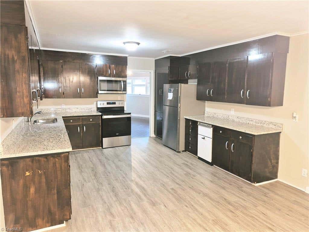 Photo of 1603 Wendover Drive, High Point, NC 27262 (MLS # 1230379)