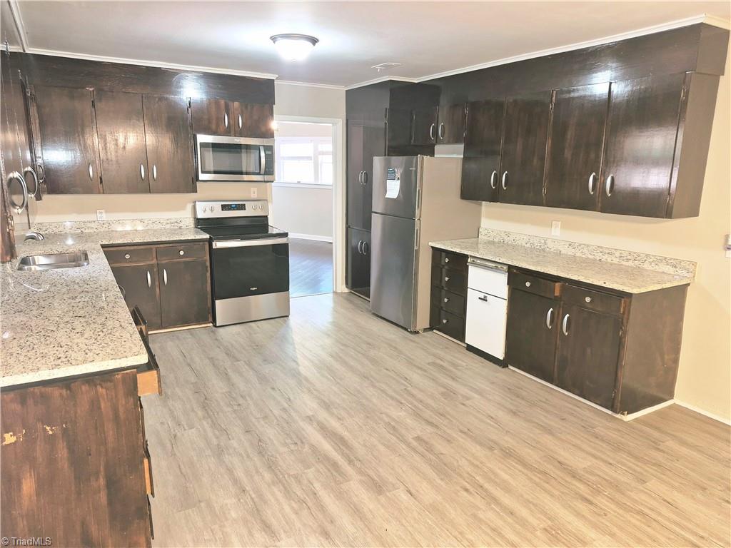Photo of 1603 Wendover Drive, High Point, NC 27262 (MLS # 1230379)
