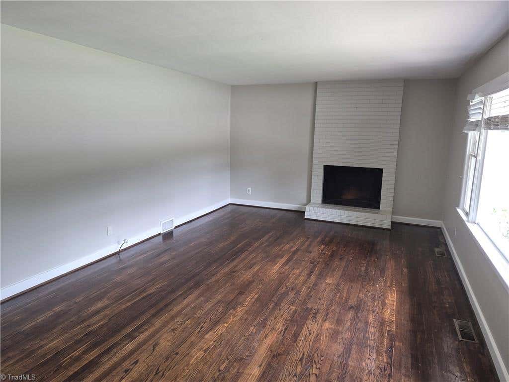 Photo of 1603 Wendover Drive, High Point, NC 27262 (MLS # 1230379)