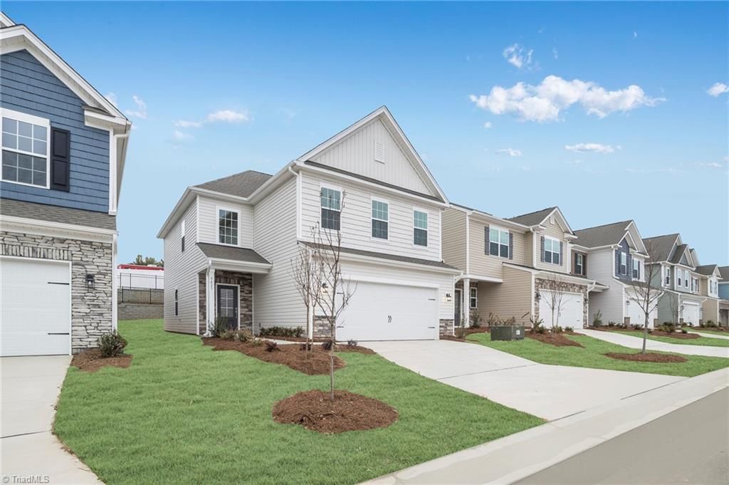 Photo of 5260 Amaryllis Way, Winston-Salem, NC 27104 (MLS # 1214121)