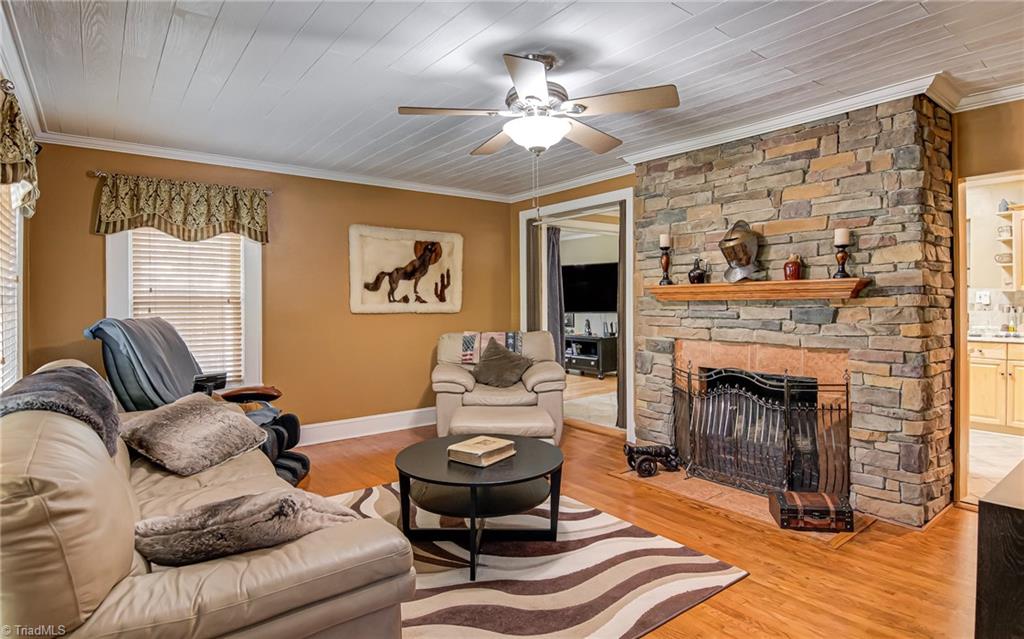242 Crestwood Circle, High Point, North Carolina image 9