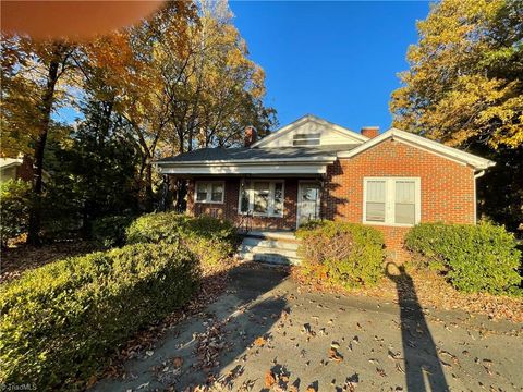 2012 Chapel Hill Road Burlington NC 27215