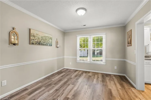 1112 Stamford Club Drive, photo 5 of 37