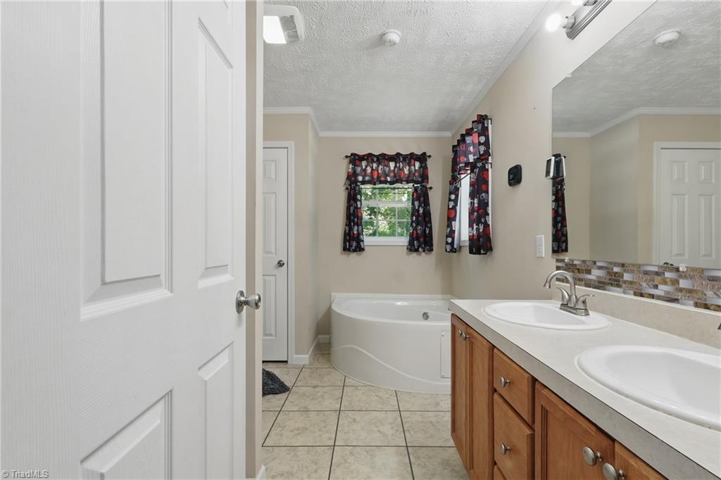 610 Apple Street, Gibsonville, North Carolina image 20
