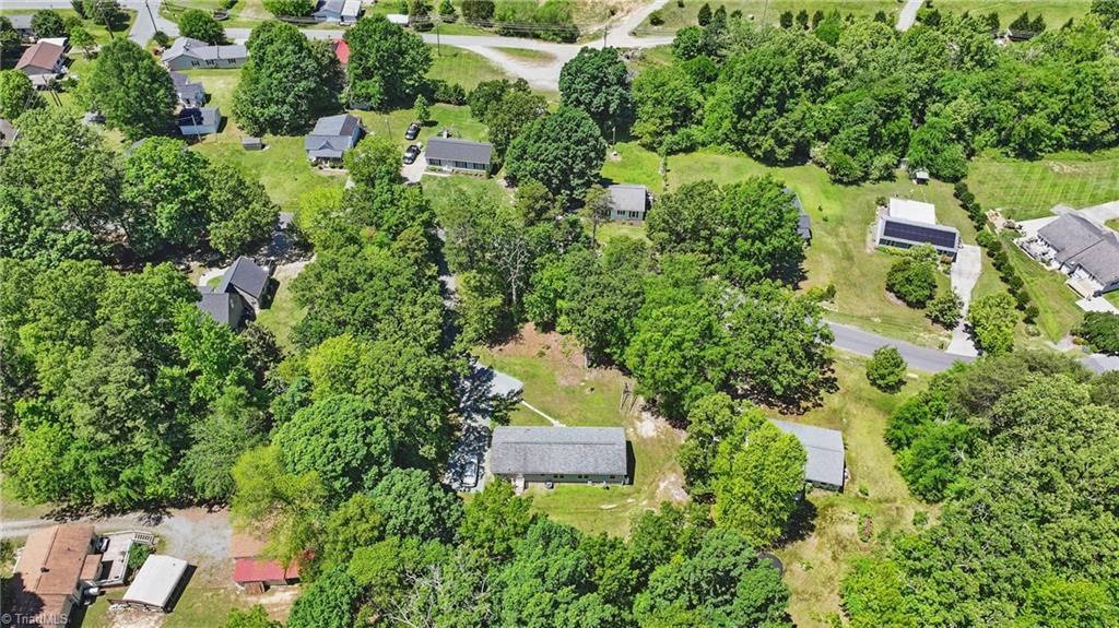 610 Apple Street, Gibsonville, North Carolina image 35