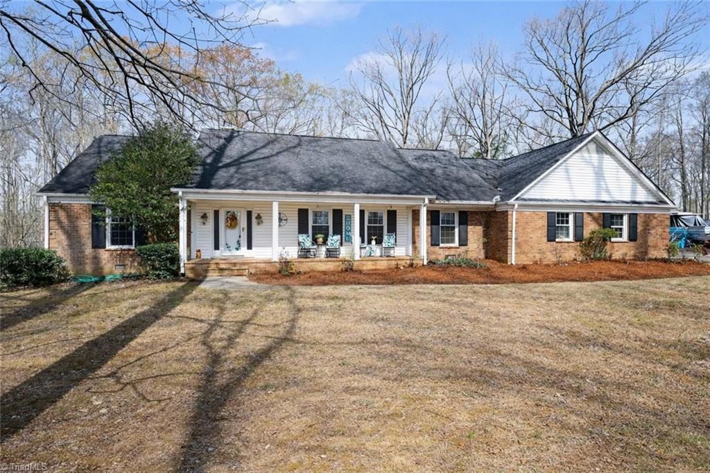 Photo of 6726 Branson Mill Road, Pleasant Garden, NC 27313 (MLS # 1213210)
