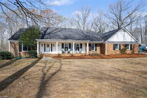 6726 Branson Mill Road Pleasant Garden NC 27313