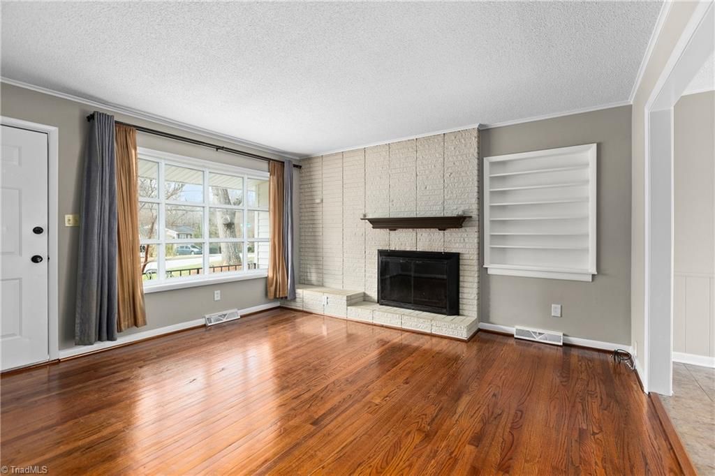 Photo of 2411 Wooding Place, Greensboro, NC 27407 (MLS # 1208301)