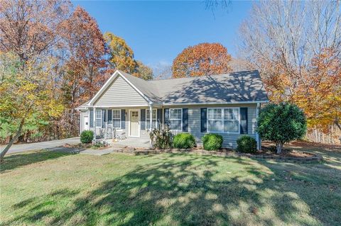 Photo of 242 Jala Lane, Lexington, NC 27292 (MLS # 1202051)