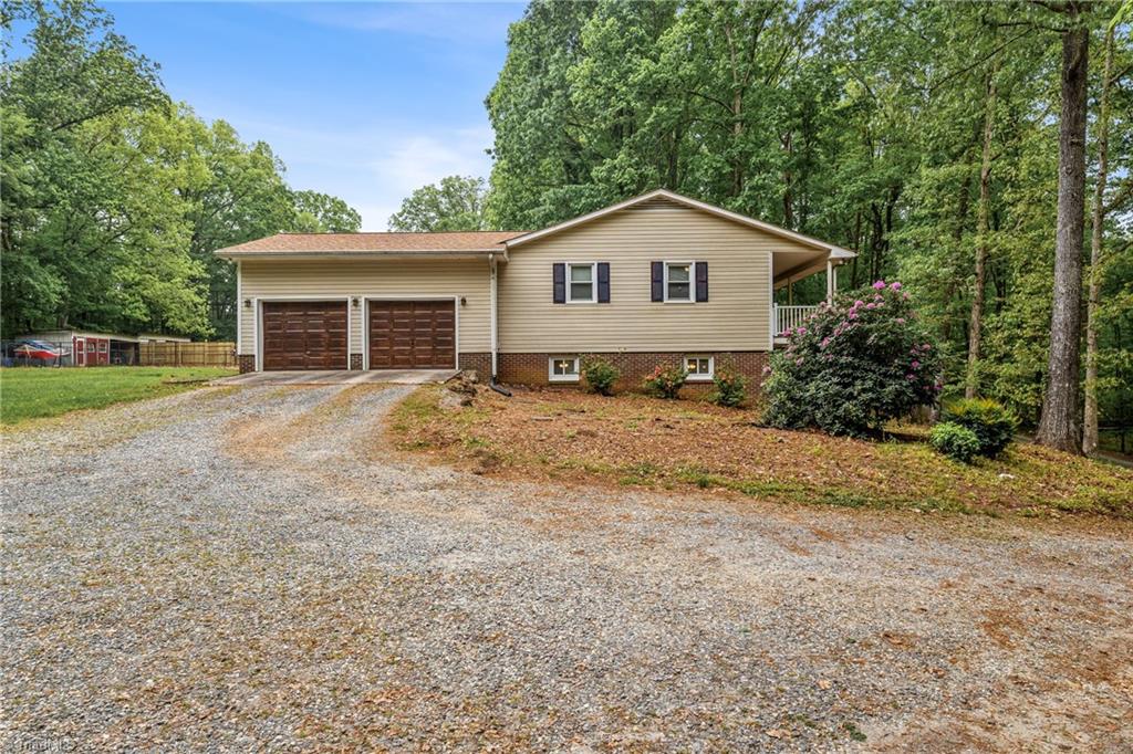 1402 Nc Highway 150, Summerfield, North Carolina image 47