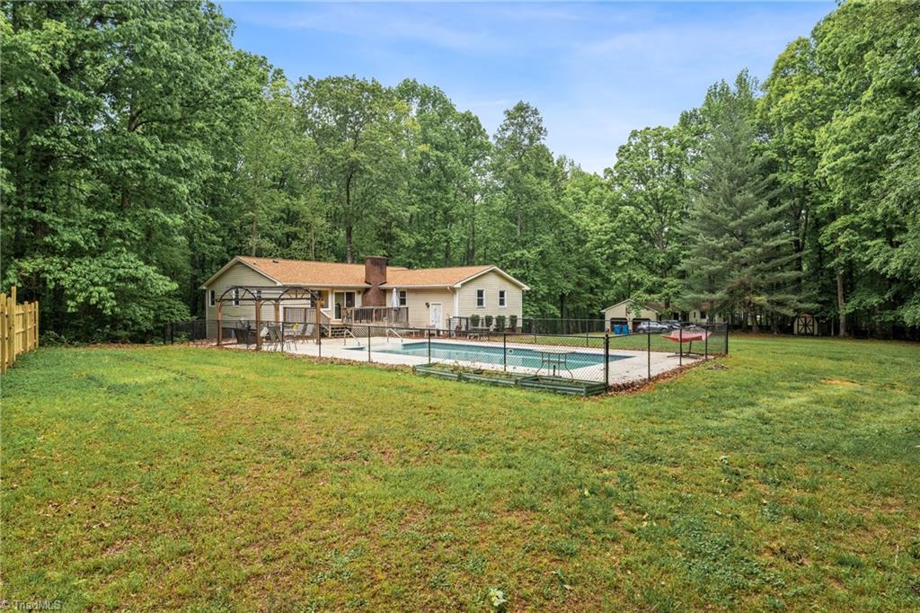1402 Nc Highway 150, Summerfield, North Carolina image 5