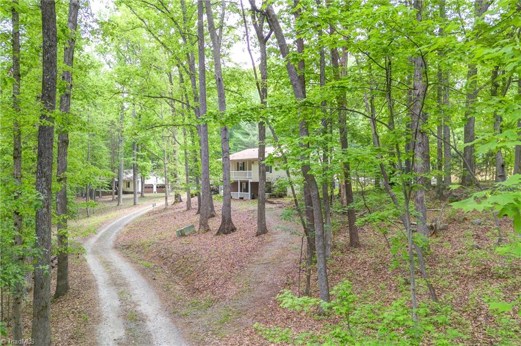 1402 Nc Highway 150, Summerfield, North Carolina image 4
