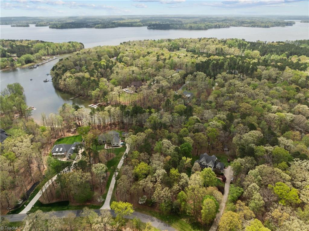 405 Starboard Reach, Lexington, North Carolina image 2