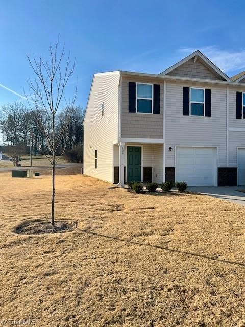 Townhouse For Sale - 103 Slope Lane<br/> Davie County, Advance, NC 27006