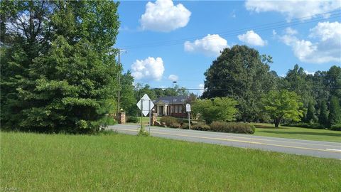 Unimproved Land in Sedalia NC 6139* Burlington Road 7.jpg