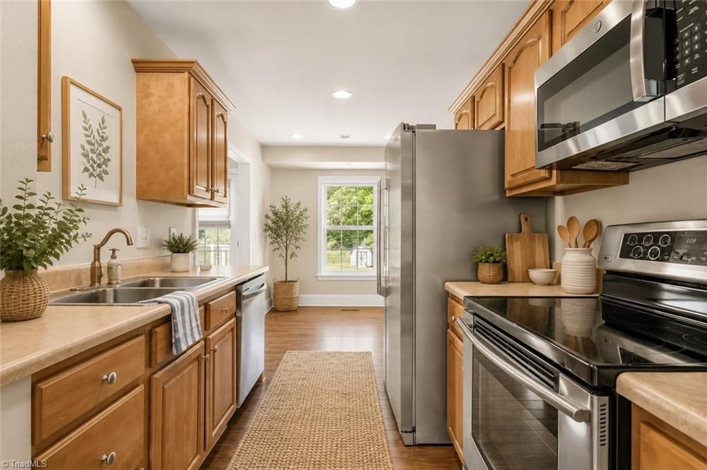 Photo of 7507 Inglewood Road, Burlington, NC 27215 (MLS # 1218267)