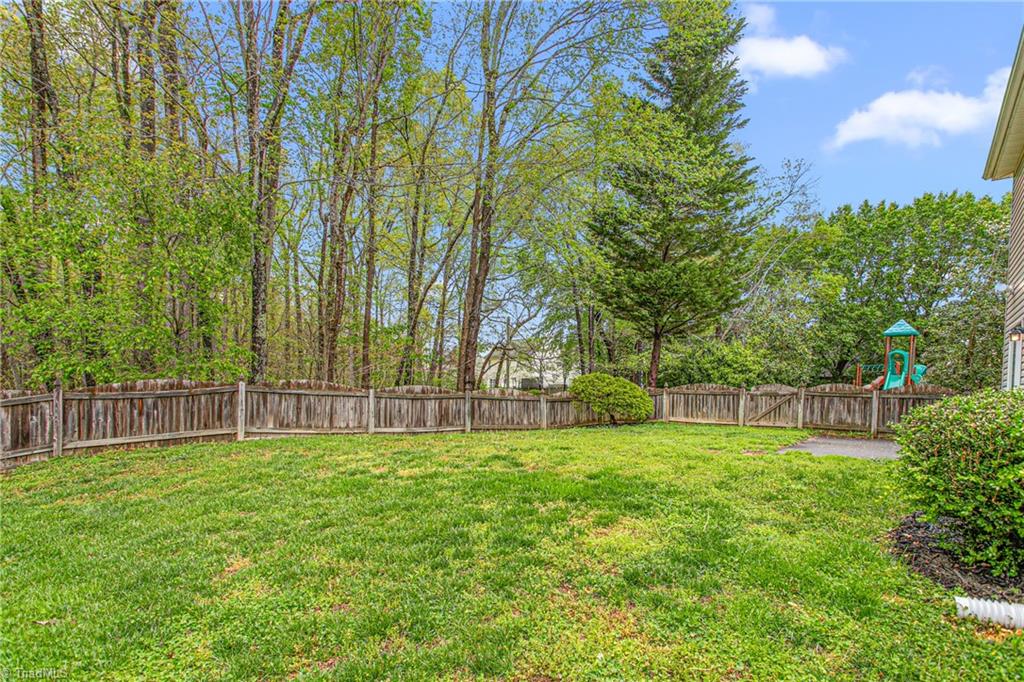 6077 Birkdale Drive, High Point, North Carolina image 16