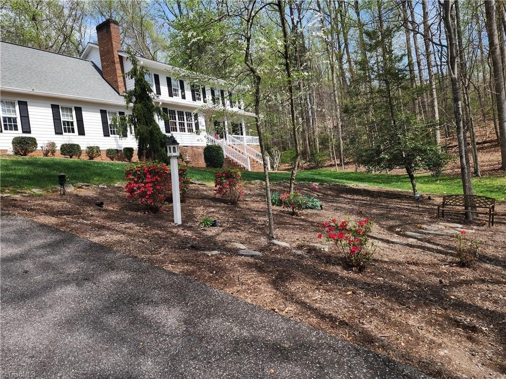 Photo of 305 Old Farms Road, Wilkesboro, NC 28697 (MLS # 1176164)